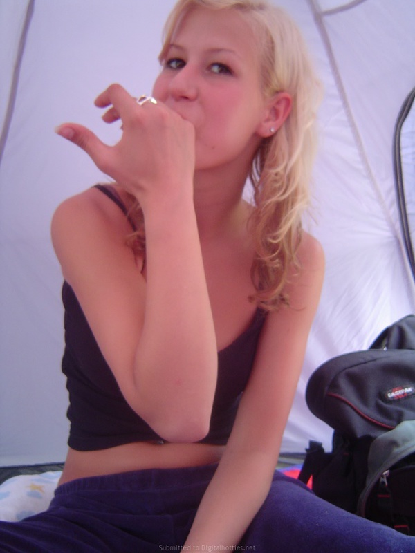 Бойфренд делает пошлые кадры своей американской подружки 7 фотография