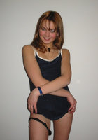 Рыжая простушка показала соседу киску 1 фото Рыжая простушка показала соседу киску 1 фото