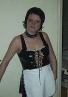 Похотливая женщина в ролевом костюме ублажает двоих мужчин 17 фото Похотливая женщина в ролевом костюме ублажает двоих мужчин 17 фото