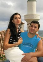 Девушки в красивых купальниках отдыхают на пляже 24 фото