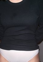 Подруга показывает свои прелести в ванной 13 фото Подруга показывает свои прелести в ванной 13 фото