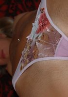 У блондинки красивые трусики, вагина и сиськи 8 фото У блондинки красивые трусики, вагина и сиськи 8 фото