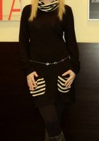 Русская блондинка с челкой и веснушками разделась в студии 3 фото Русская блондинка с челкой и веснушками разделась в студии 3 фото