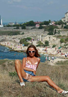 Рыжая показывает большой клитор в публичных местах 12 фото Рыжая показывает большой клитор в публичных местах 12 фото