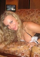 У блондинки большая попка и прелестная вульва 12 фото У блондинки большая попка и прелестная вульва 12 фото