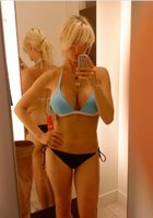 Молоденькие сучки с камерами перед зеркалом 11 фото Молоденькие сучки с камерами перед зеркалом 11 фото