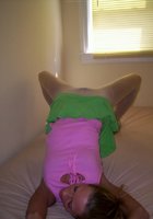 Американская студентка светит попкой 22 фото Американская студентка светит попкой 22 фото