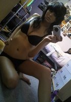 Сексуальные чиксы делают селфи в обнаженном виде 4 фото