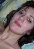 Давалка с волосатой вульвой пососала член трахаля и подставила лицо для сперму 3 фото Давалка с волосатой вульвой пососала член трахаля и подставила лицо для сперму 3 фото