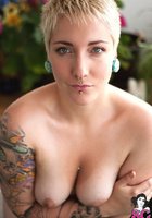 Татуированная дама с красивым телом 35 фото Татуированная дама с красивым телом 35 фото