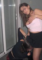 Сучка с большими дойками лижет пенис мачо на отдыхе 6 фото Сучка с большими дойками лижет пенис мачо на отдыхе 6 фото