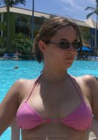 Сучка с большими дойками лижет пенис мачо на отдыхе 10 фото Сучка с большими дойками лижет пенис мачо на отдыхе 10 фото