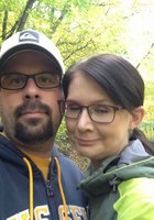 Супруга одевается и завтракает перед прогулкой 1 фото Супруга одевается и завтракает перед прогулкой 1 фото