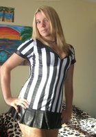 Полная блондинка позирует в разной эротической одежде 18 фото Полная блондинка позирует в разной эротической одежде 18 фото