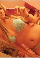 Юные развратницы снимают себя через зеркало. 6 фото Юные развратницы снимают себя через зеркало. 6 фото