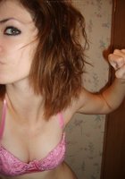 Рыжая худышка оголила сиськи 9 фото Рыжая худышка оголила сиськи 9 фото