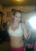 Селфи студенток с милыми лицами перед зеркалом 11 фото Селфи студенток с милыми лицами перед зеркалом 11 фото