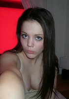 Молодая соска часто делает селфи в нижнем белье у себя дома 3 фото Молодая соска часто делает селфи в нижнем белье у себя дома 3 фото