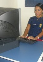 Веселая латинка показала стриптиз на кровати 1 фото Веселая латинка показала стриптиз на кровати 1 фото