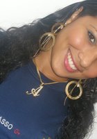 Веселая латинка показала стриптиз на кровати 3 фото Веселая латинка показала стриптиз на кровати 3 фото