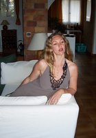 Домашние снимки мамочки за 30 с висячими сиськами 2 фото Домашние снимки мамочки за 30 с висячими сиськами 2 фото