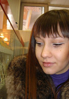 Модница позирует голая на своей кровати 1 фото Модница позирует голая на своей кровати 1 фото