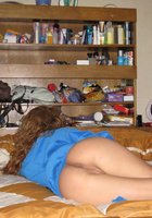 Загорелая молодуха с упругой попой сексуально позирует в квартире 15 фото Загорелая молодуха с упругой попой сексуально позирует в квартире 15 фото