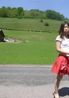 Хрупкая кореянка отсасывает мужчине 25 фото Хрупкая кореянка отсасывает мужчине 25 фото