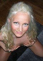 Дамы без верхней одежды ждут кавалеров 10 фото Дамы без верхней одежды ждут кавалеров 10 фото