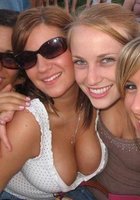 Девушки в ночных клубах обнажают свои сиськи 14 фото Девушки в ночных клубах обнажают свои сиськи 14 фото