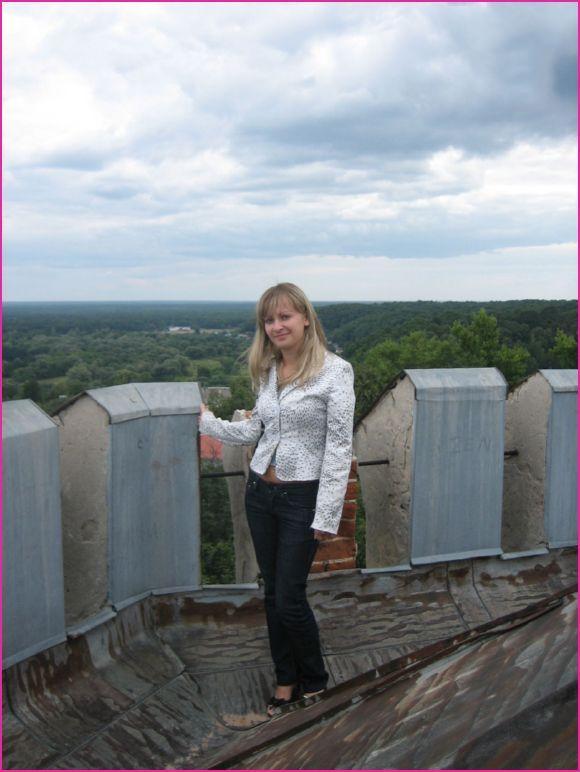 И на природе, и в доме, можно быть соблазнительными! 1 фотография