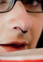 Жгучая брюнетка с пышными формами покажет все свои татуировки 13 фото Жгучая брюнетка с пышными формами покажет все свои татуировки 13 фото