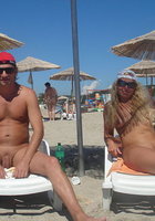 Жены отправились на морской курорт с мужьями и любовниками 16 фото Жены отправились на морской курорт с мужьями и любовниками 16 фото