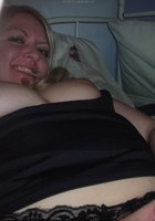 Подруга сестры фотографирует себя полуодетой 23 фото Подруга сестры фотографирует себя полуодетой 23 фото