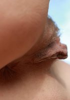 Стройная барышня демонстрирует волосатую письку в лесу 27 фото Стройная барышня демонстрирует волосатую письку в лесу 27 фото