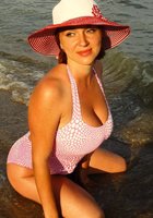 Женщины позируют в стиле «секси» 8 фото Женщины позируют в стиле «секси» 8 фото