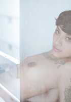 Привлекательная азиатка в розовых чулочках позирует обнажённой 33 фото Привлекательная азиатка в розовых чулочках позирует обнажённой 33 фото