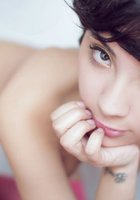 Привлекательная азиатка в розовых чулочках позирует обнажённой 16 фото Привлекательная азиатка в розовых чулочках позирует обнажённой 16 фото