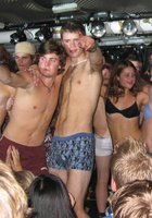 Модная вечеринка закончится бурной похотью 20 фото Модная вечеринка закончится бурной похотью 20 фото