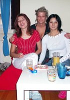 Пьяная жена вернулась с праздника и разделась для мужа 1 фото Пьяная жена вернулась с праздника и разделась для мужа 1 фото