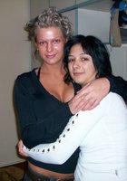 Пьяная жена вернулась с праздника и разделась для мужа 2 фото Пьяная жена вернулась с праздника и разделась для мужа 2 фото