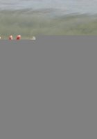 Белокурая бестия в розовых трусиках позирует на гидроцикле 18 фото