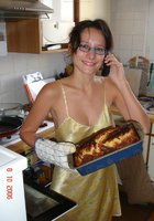 Беременная зрелка в очках дома светит большими дойками 20 фото Беременная зрелка в очках дома светит большими дойками 20 фото