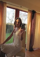 Горячие картинки от любящей селфи красотки 1 фото