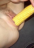 Пошлые барышни красуются голым влагалищем перед камерой 4 фото Пошлые барышни красуются голым влагалищем перед камерой 4 фото