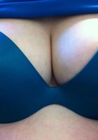 Домашка очкастой телки, которая показывает обнаженные прелести и трахается с хахалем 4 фото Домашка очкастой телки, которая показывает обнаженные прелести и трахается с хахалем 4 фото