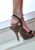 Брюнетка в зеленом белье показала большие соски и волосатую пилотку перед камерой 7 фото Брюнетка в зеленом белье показала большие соски и волосатую пилотку перед камерой 7 фото